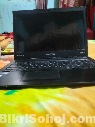 Walton Laptop
